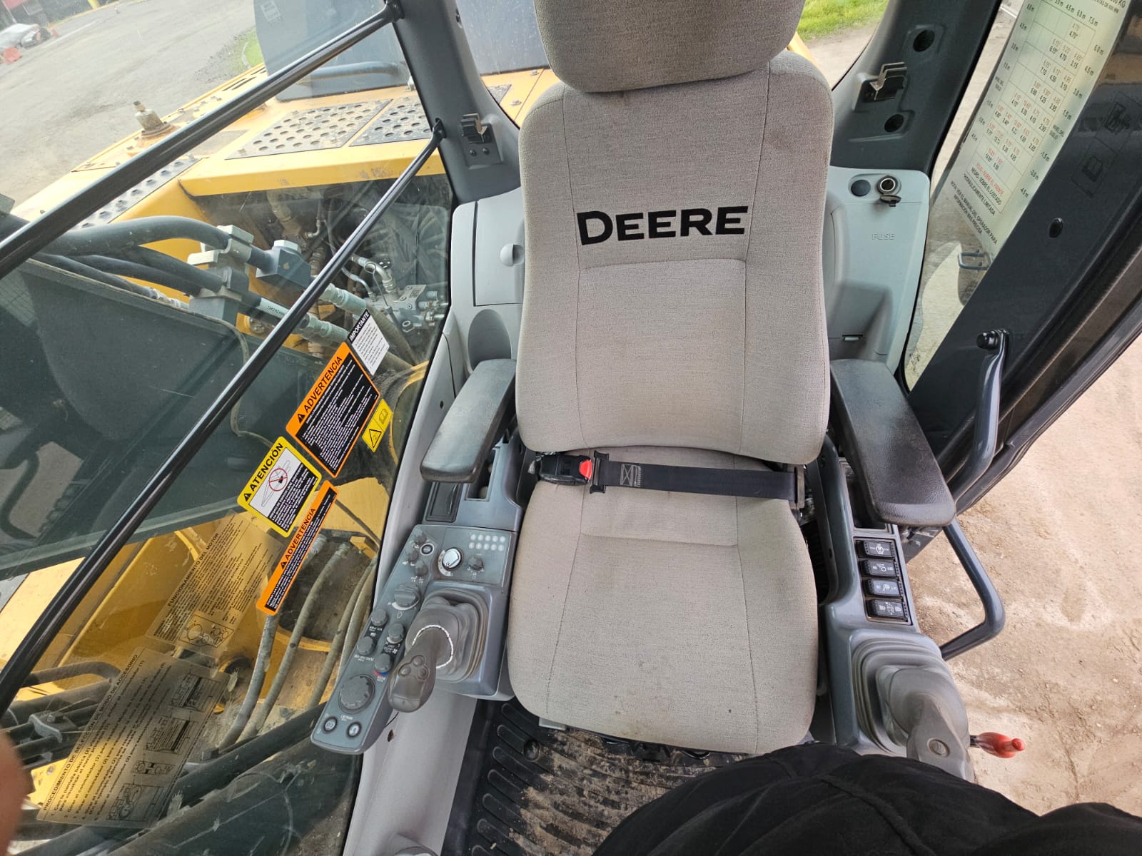 JOHN DEERE 210G LC 2022