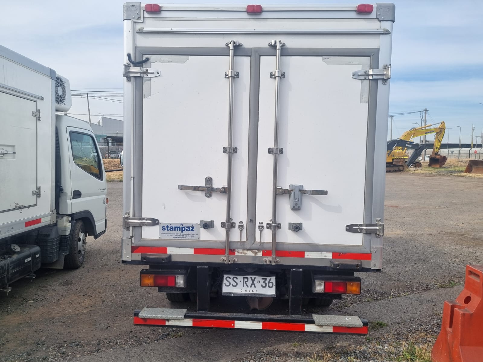 MITSUBISHI FUSO CANTER 413 2023