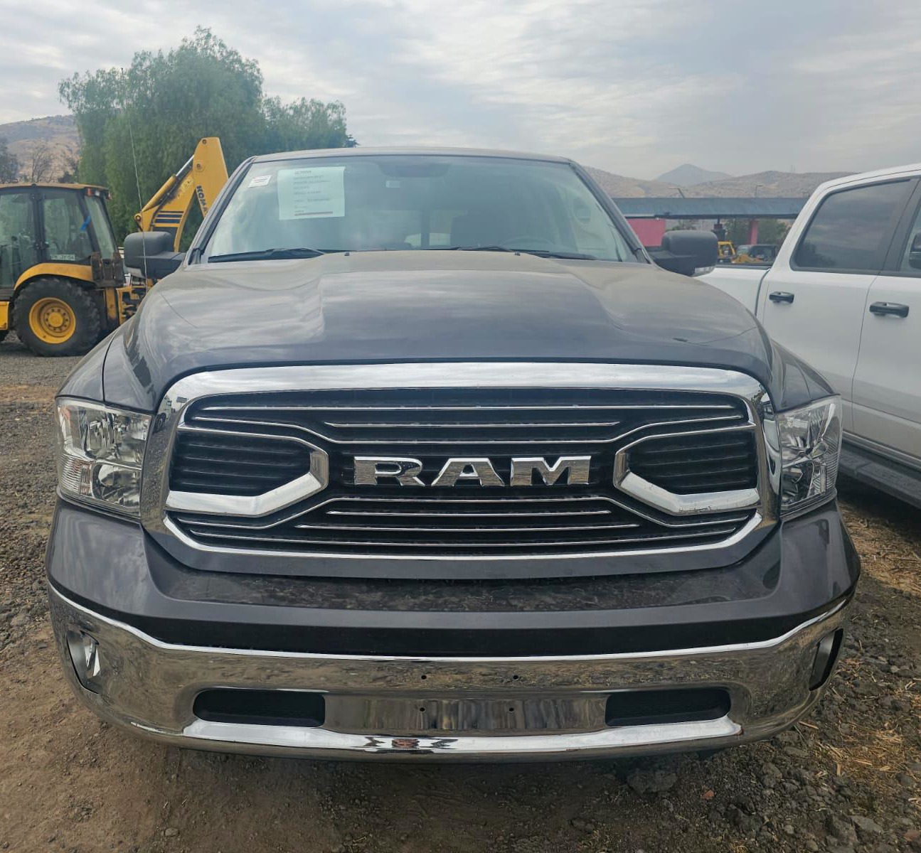 RAM 1500 SLT AUT 4X4 2023
