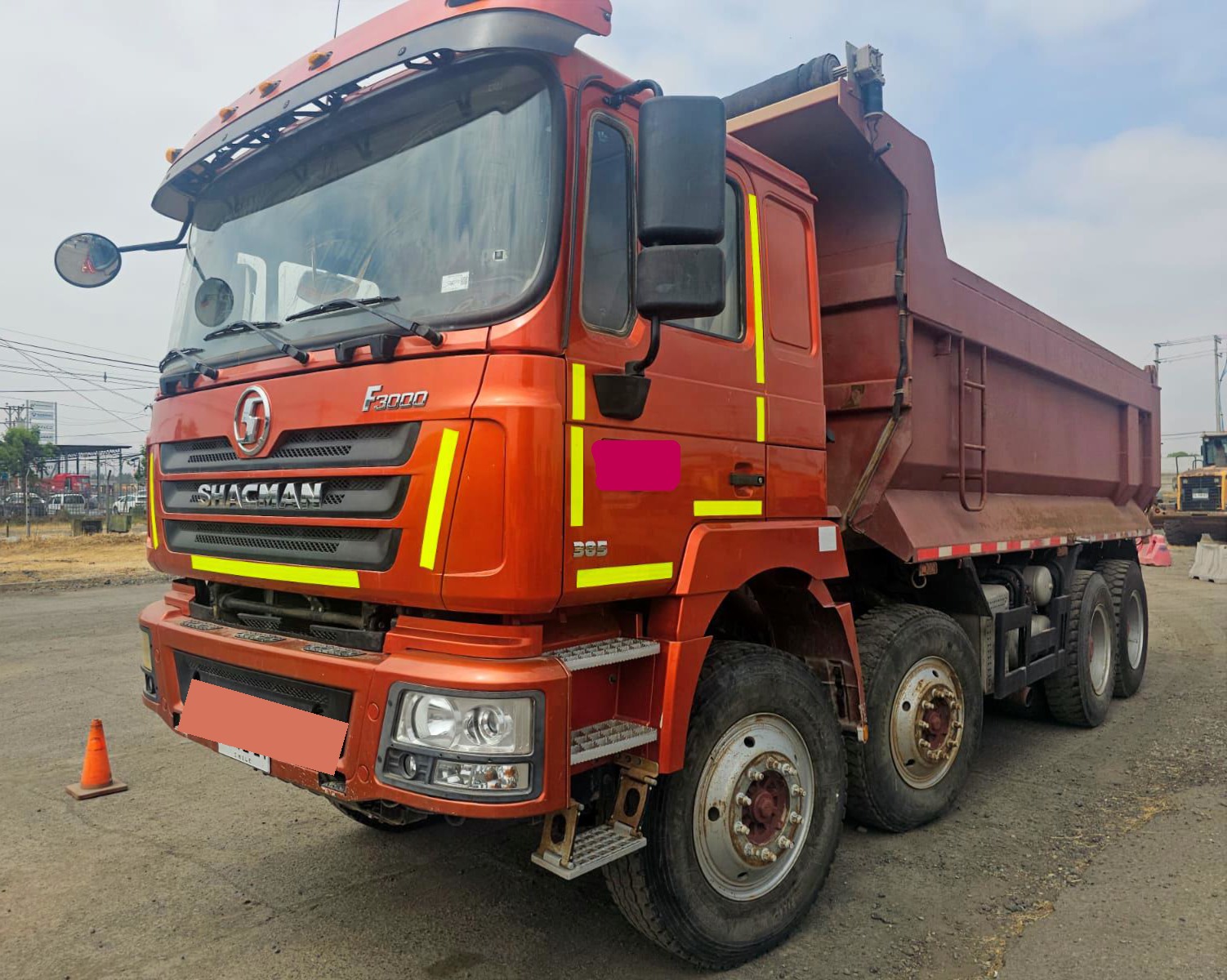 SHACMAN SX3318DT306C 2021