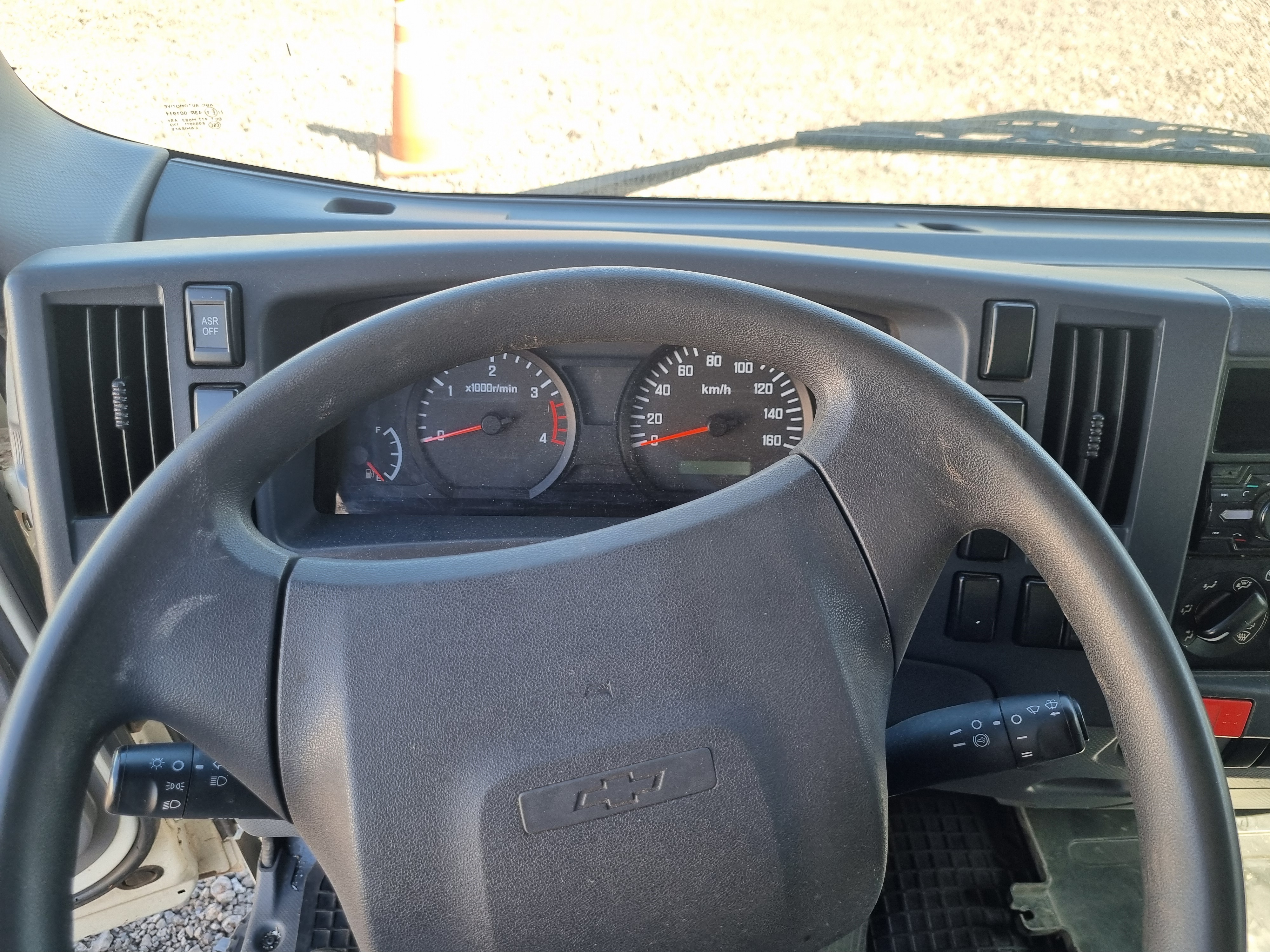 CHEVROLET NPR 715 ES 2024