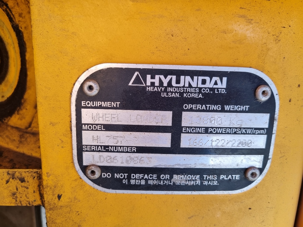 HYUNDAI HL757