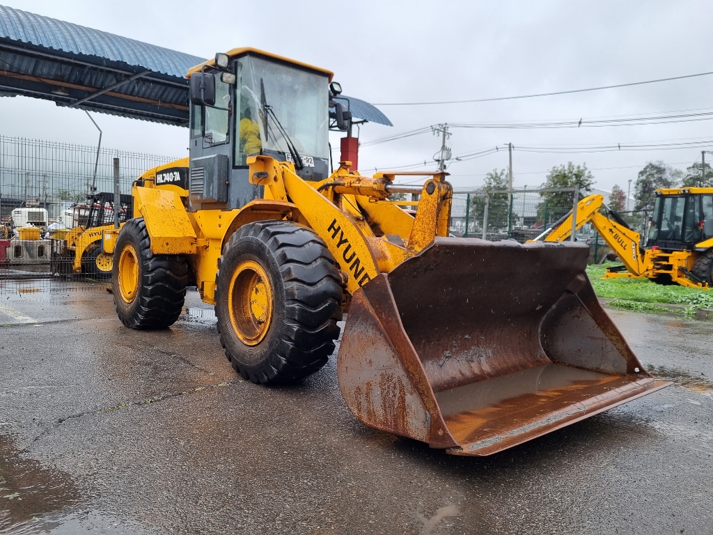 HYUNDAI HL740-7A 2013