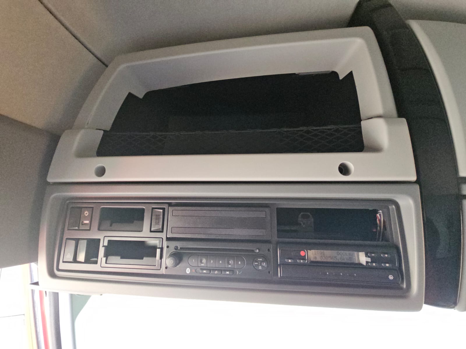 RENAULT C520 2023