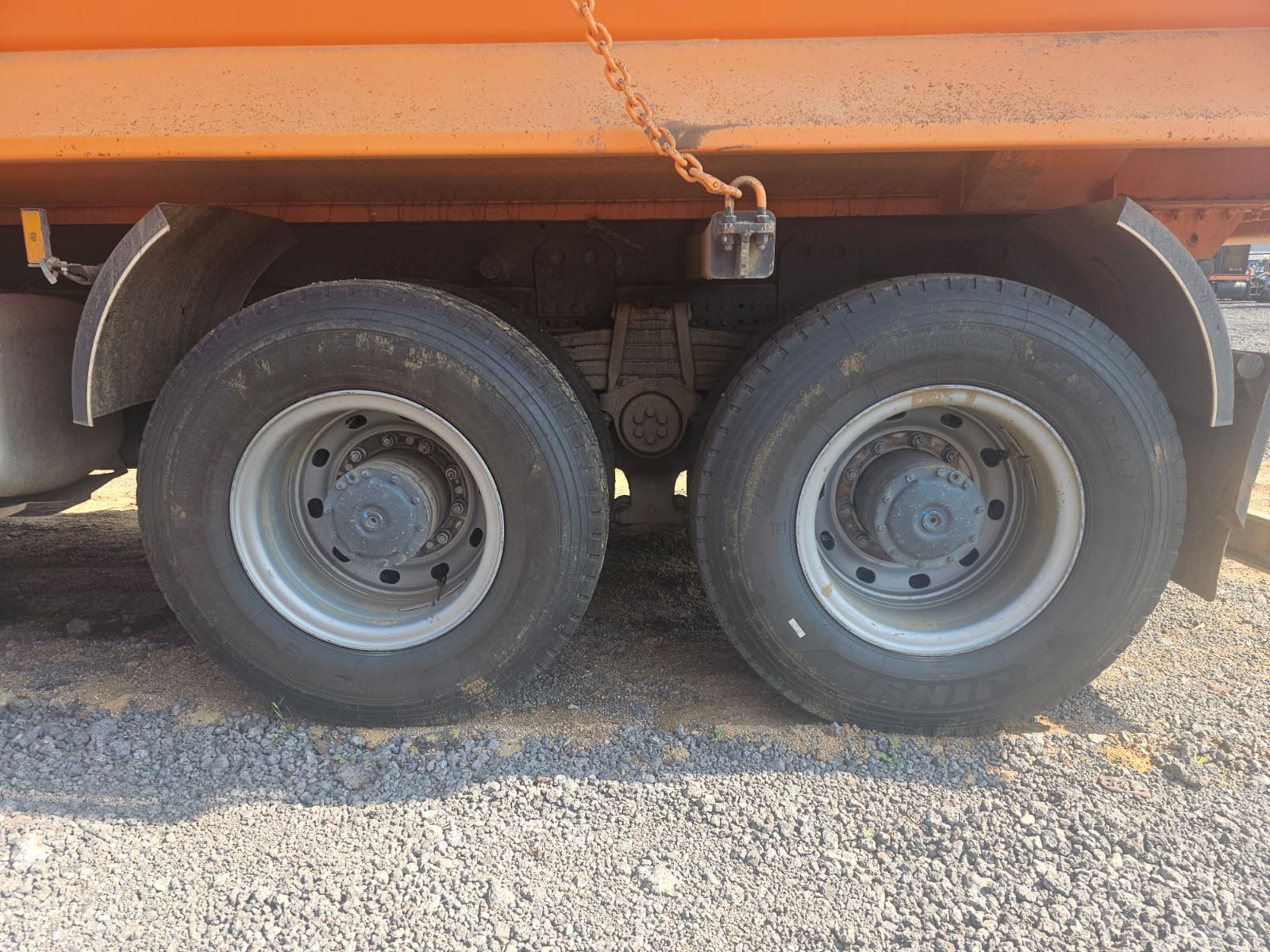 MERCEDES BENZ AROCS 3342 2025