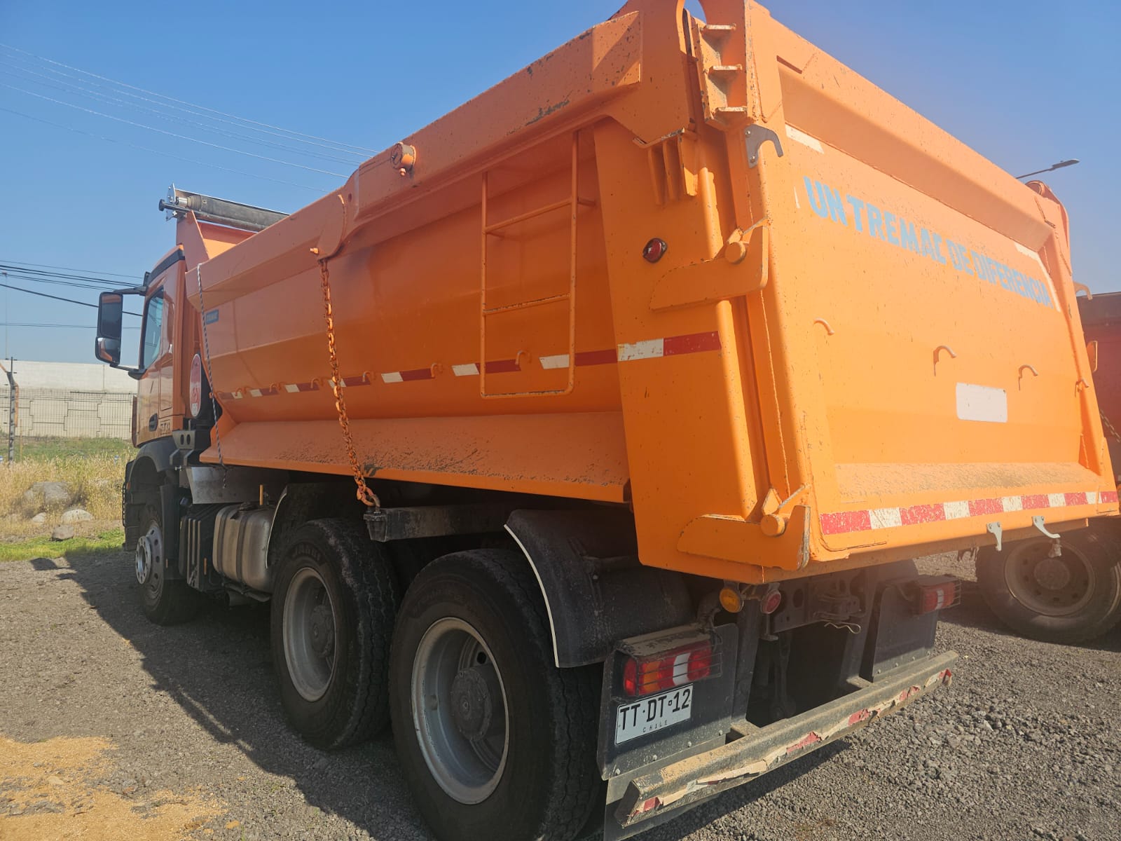 MERCEDES BENZ AROCS 3342 2025
