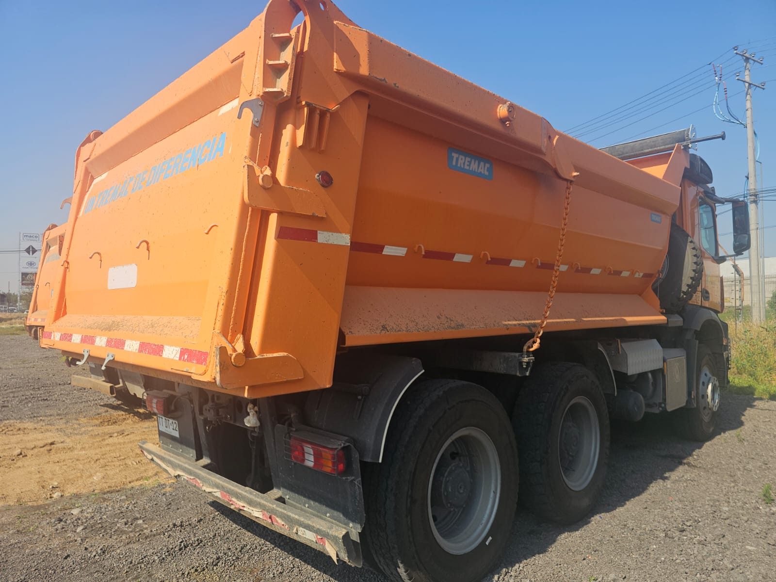 MERCEDES BENZ AROCS 3342 2025