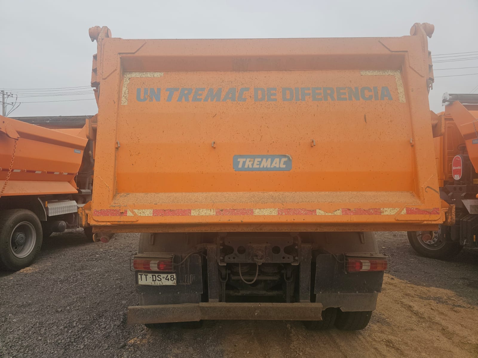 MERCEDES BENZ AROCS 3342 2025