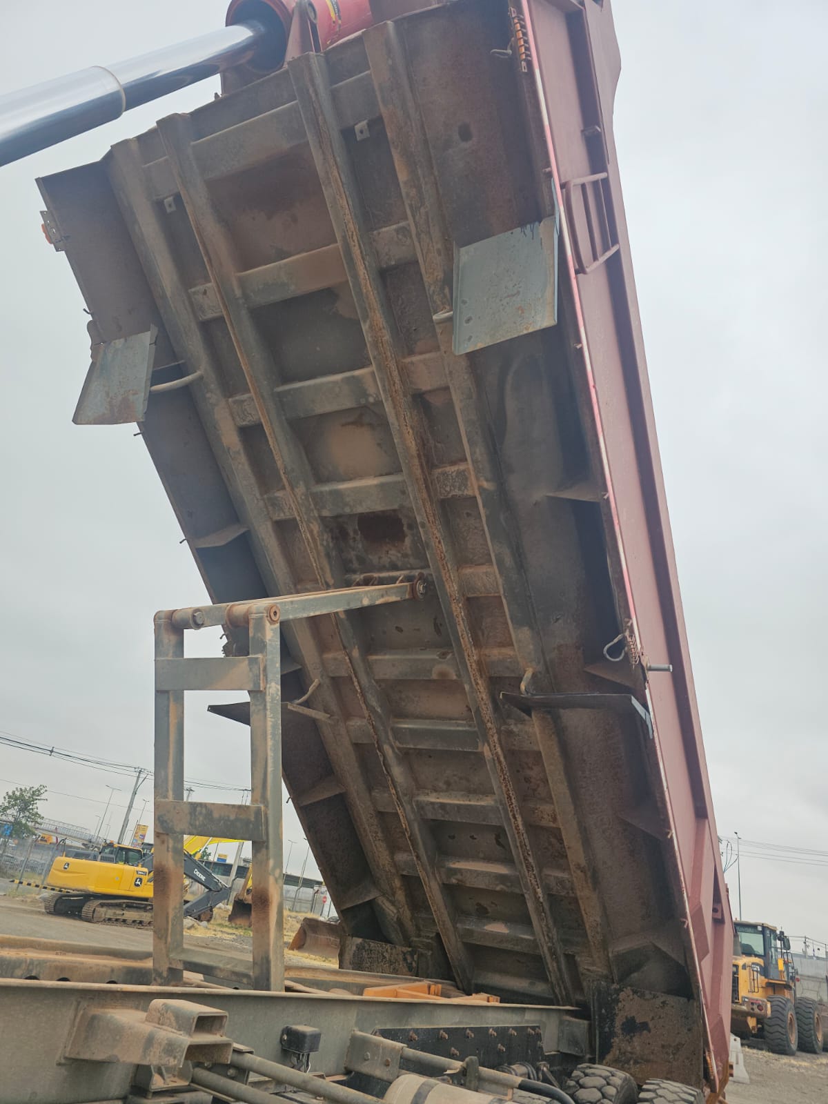 SHACMAN SX3318DT306C 2021