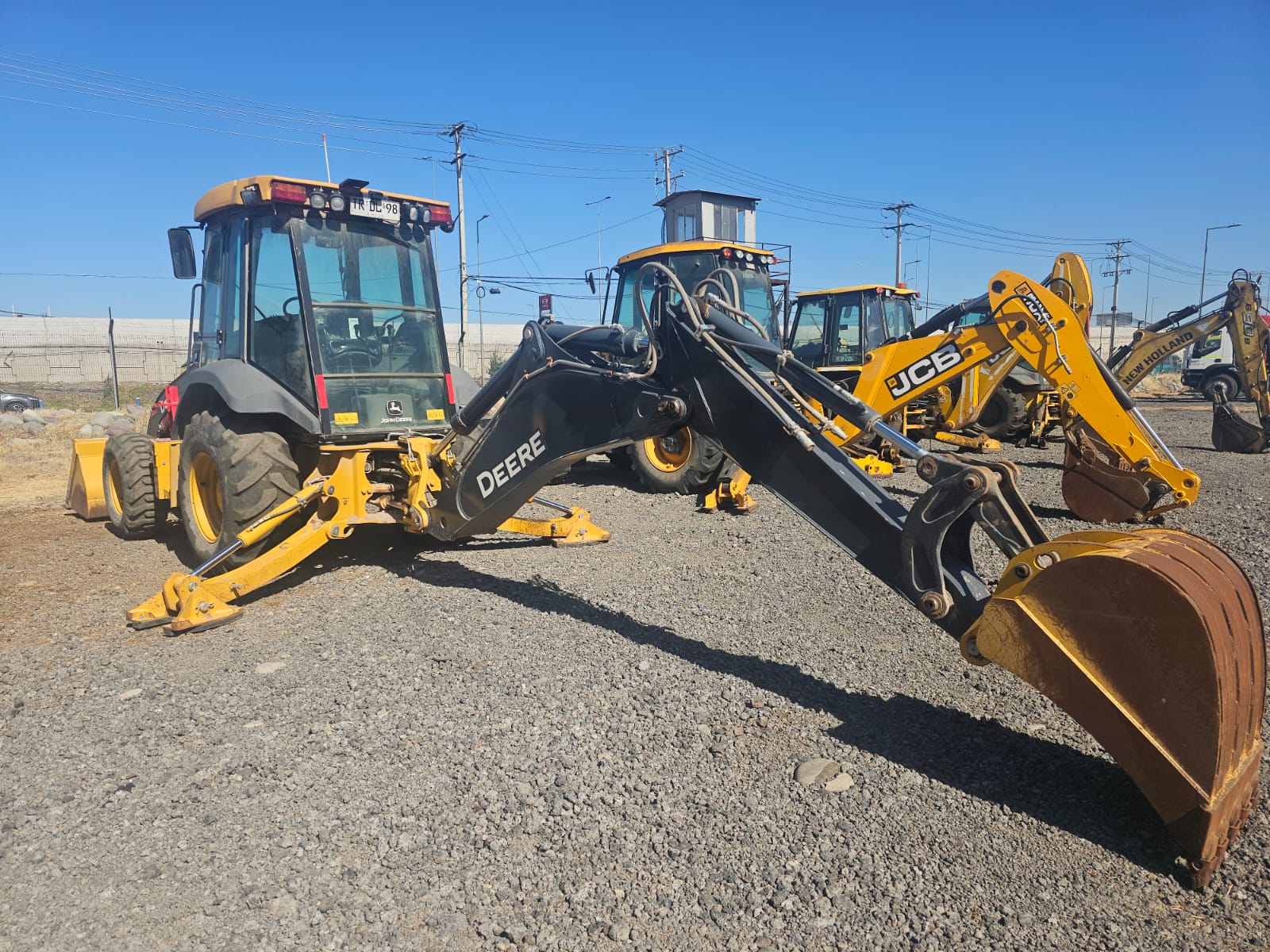 JOHN DEERE 310P TIER 2024