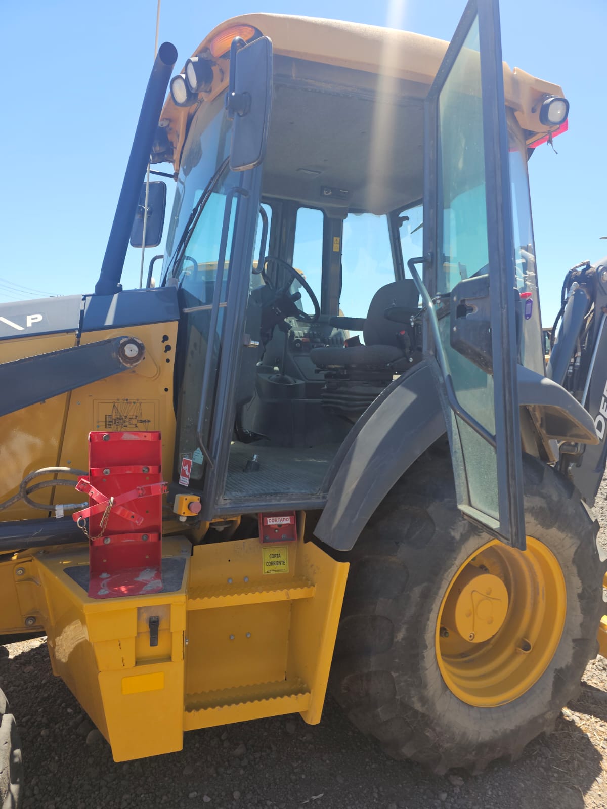 JOHN DEERE 310P TIER 2024