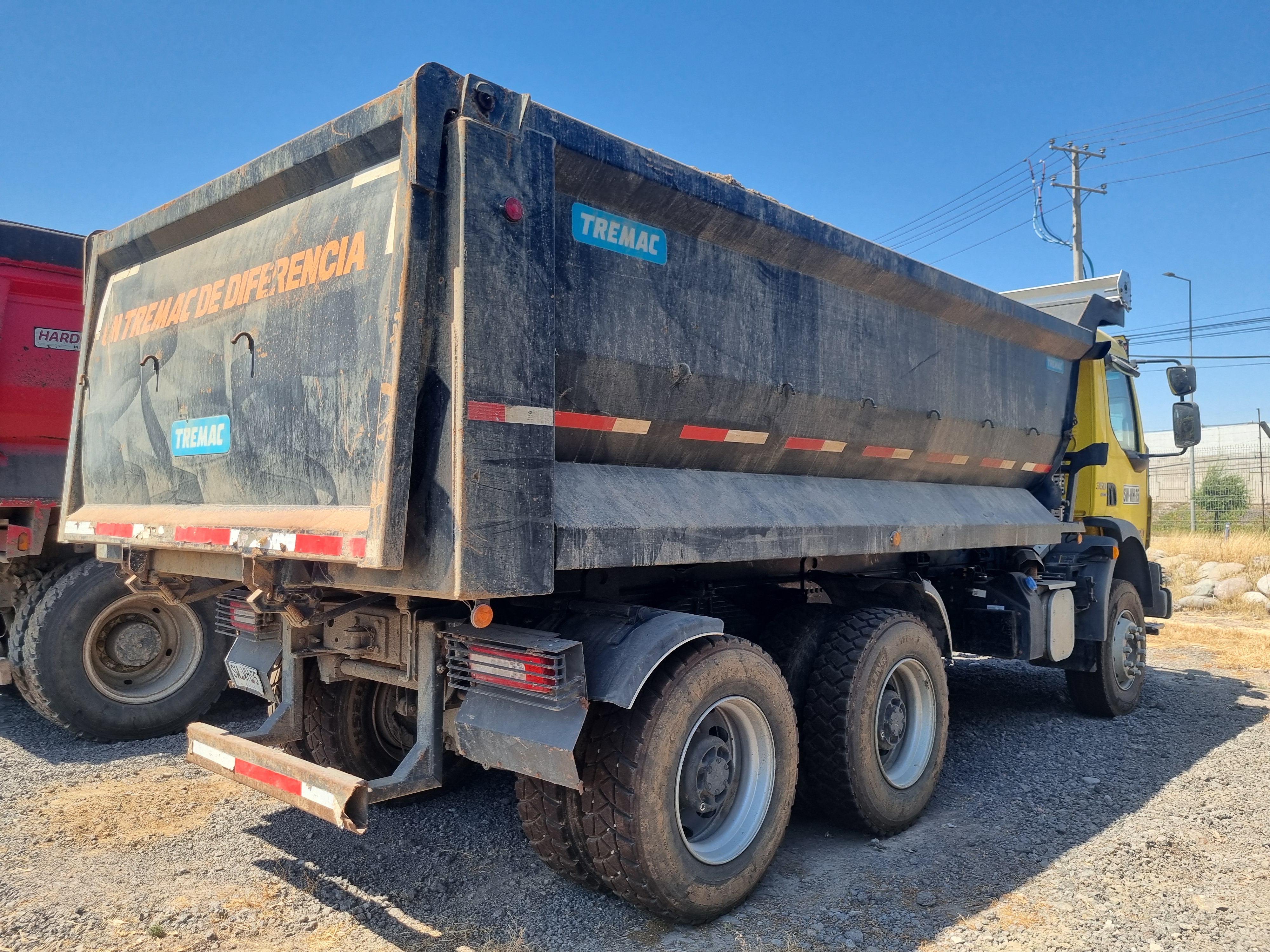 VOLVO VM 350 2023
