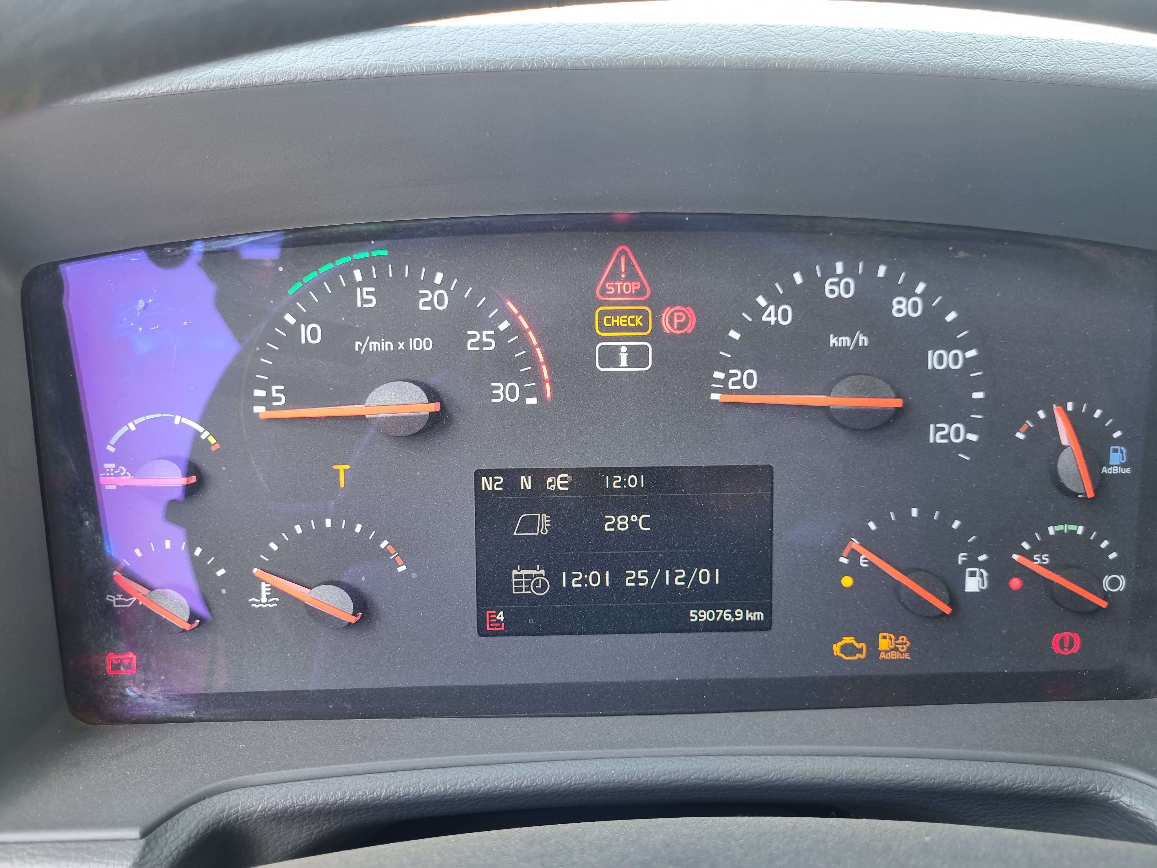 VOLVO VM 350 2023